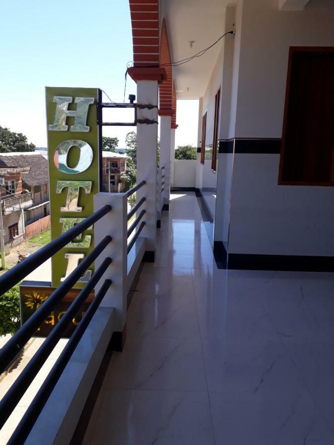Hotel Tacuaral 루레나바케 외부 사진