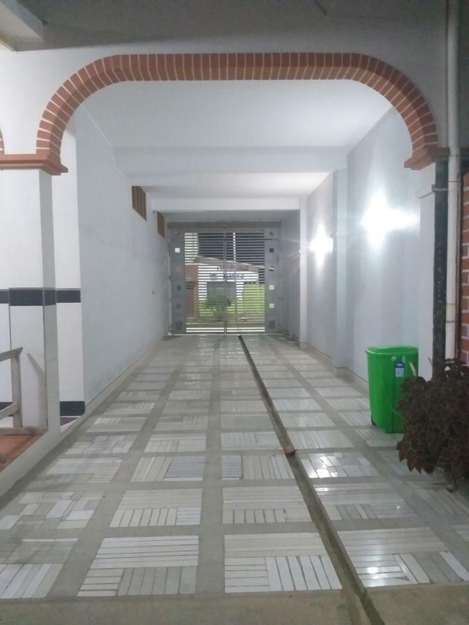 Hotel Tacuaral 루레나바케 외부 사진